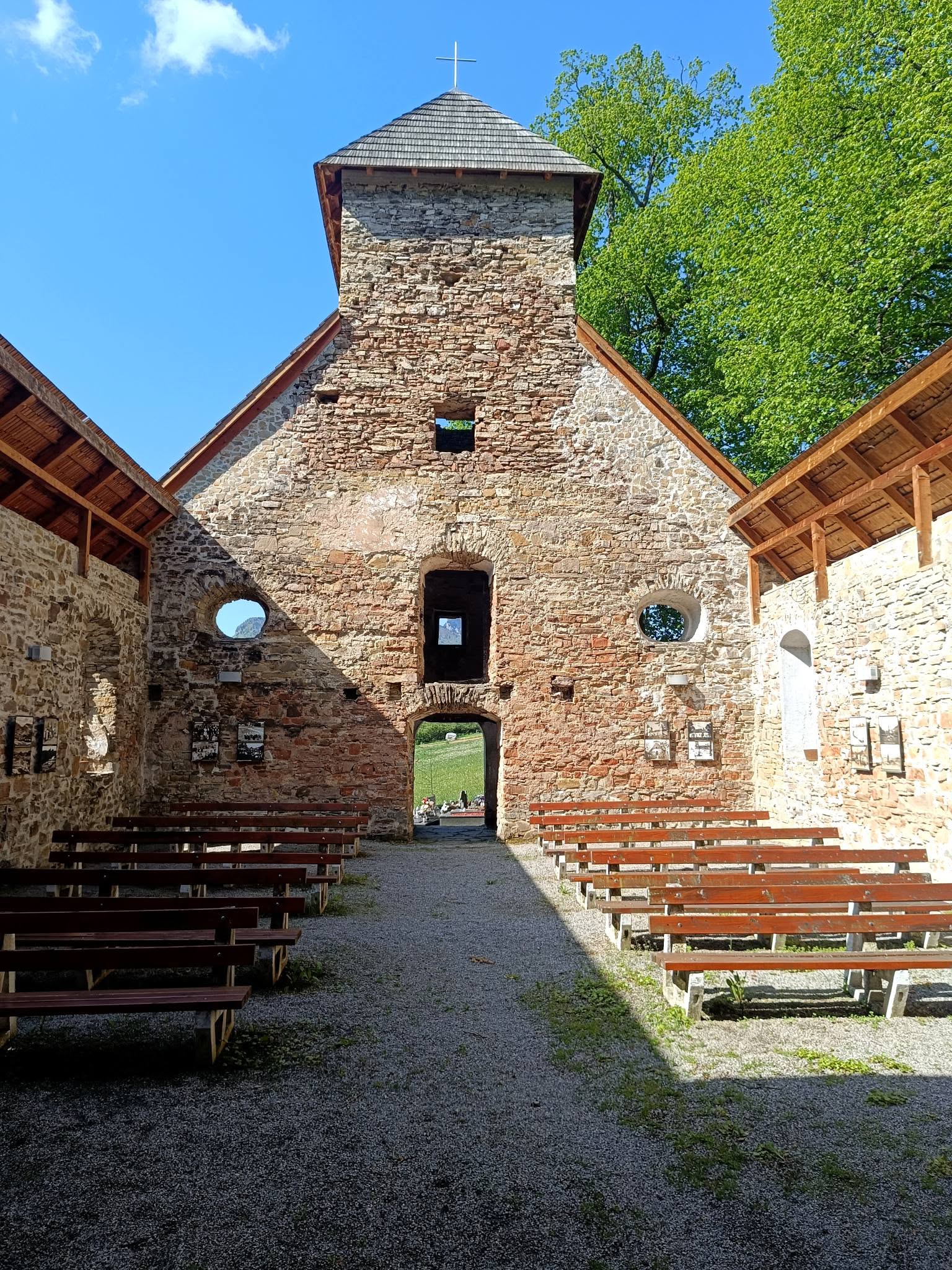 stary kostol zazriva2