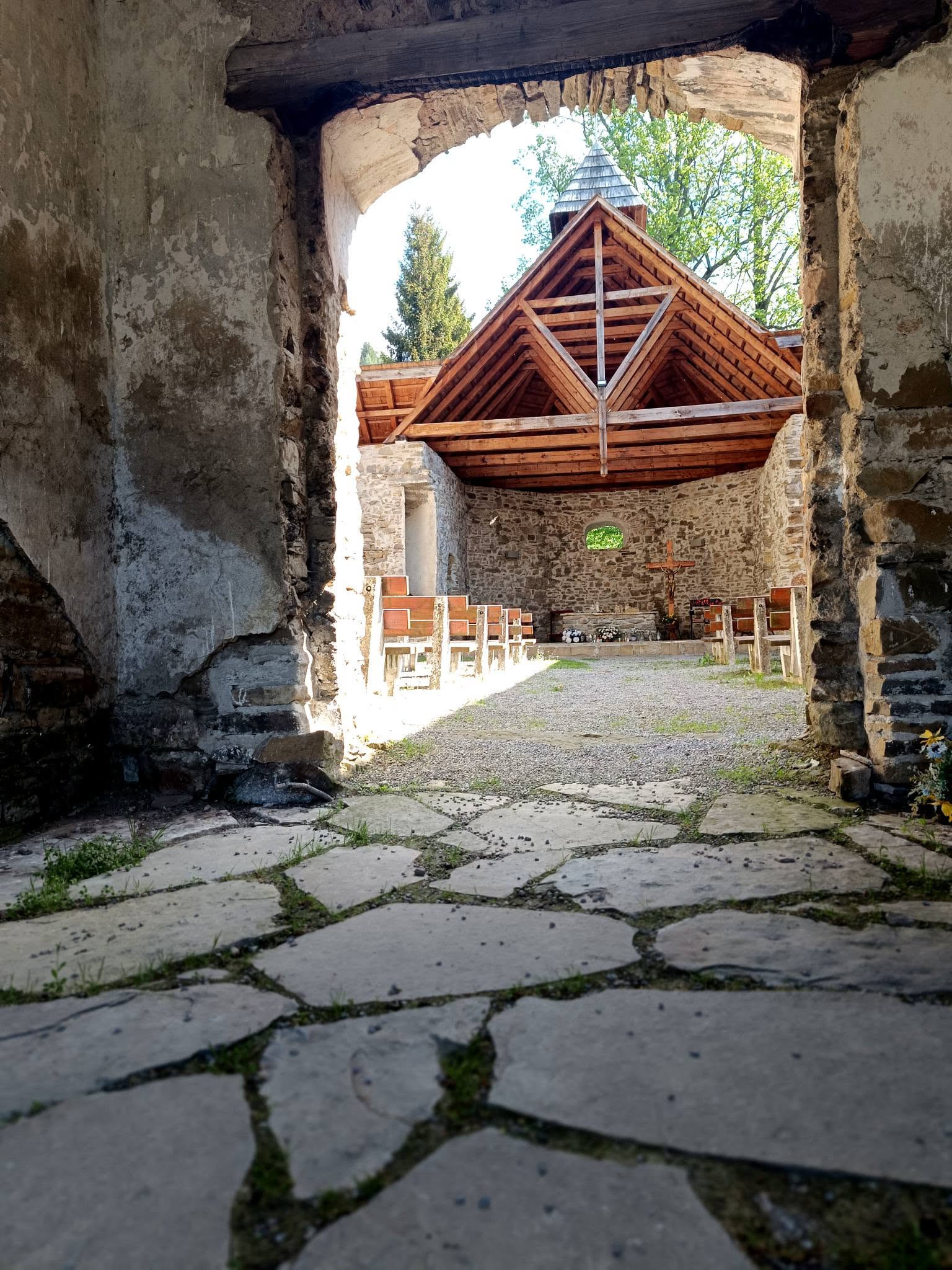 stary kostol zazriva3