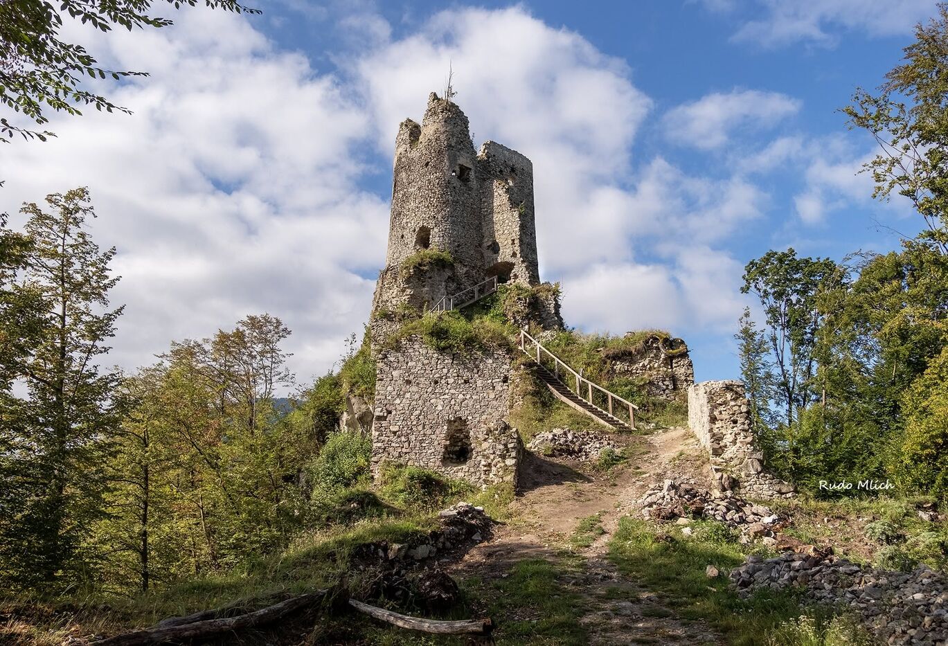 stary hrad strecno